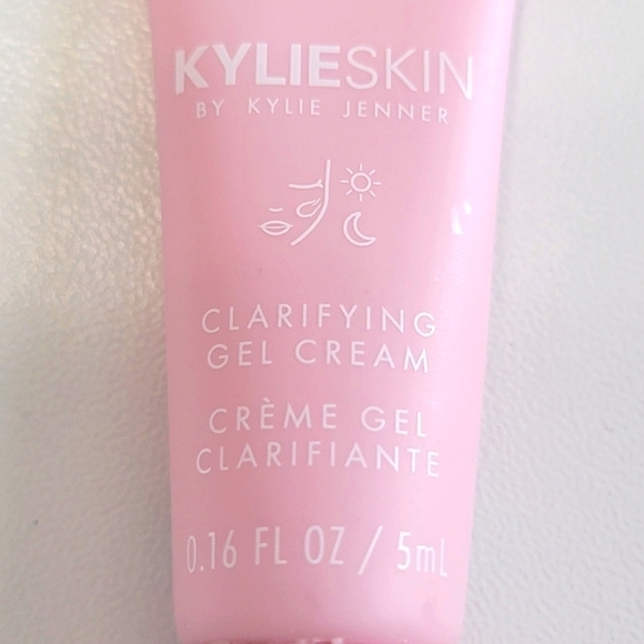 ⚪ $3 ADD ON ⚪ KYLIE SKIN CLARIFYING GEL CREAM - Picture 3 of 5